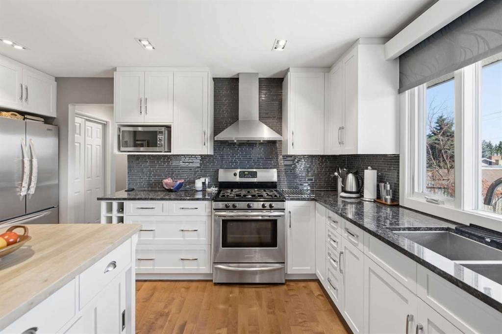 









948


Canaveral

Crescent Southwest,
Calgary,




AB
T2W 1N5

