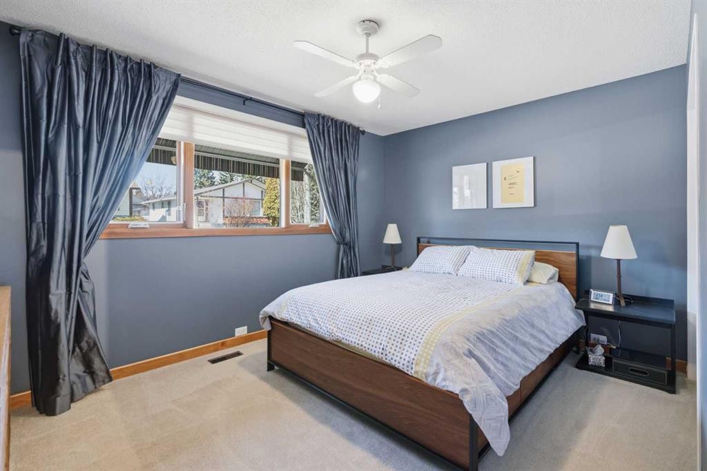 









948


Canaveral

Crescent Southwest,
Calgary,




AB
T2W 1N5

