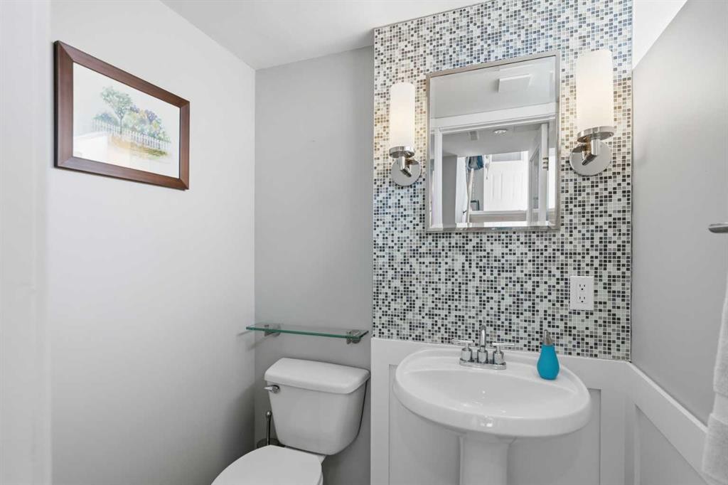 









948


Canaveral

Crescent Southwest,
Calgary,




AB
T2W 1N5

