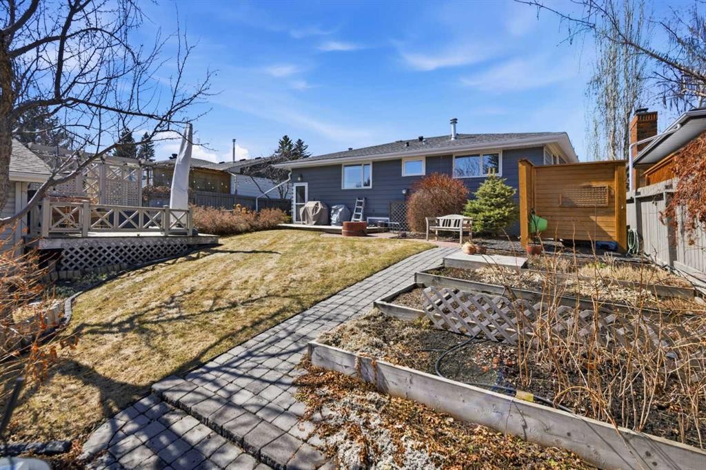 









948


Canaveral

Crescent Southwest,
Calgary,




AB
T2W 1N5

