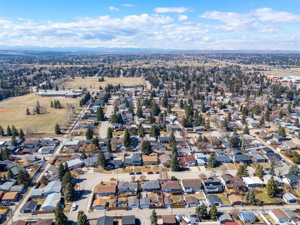 









948


Canaveral

Crescent Southwest,
Calgary,




AB
T2W 1N5

