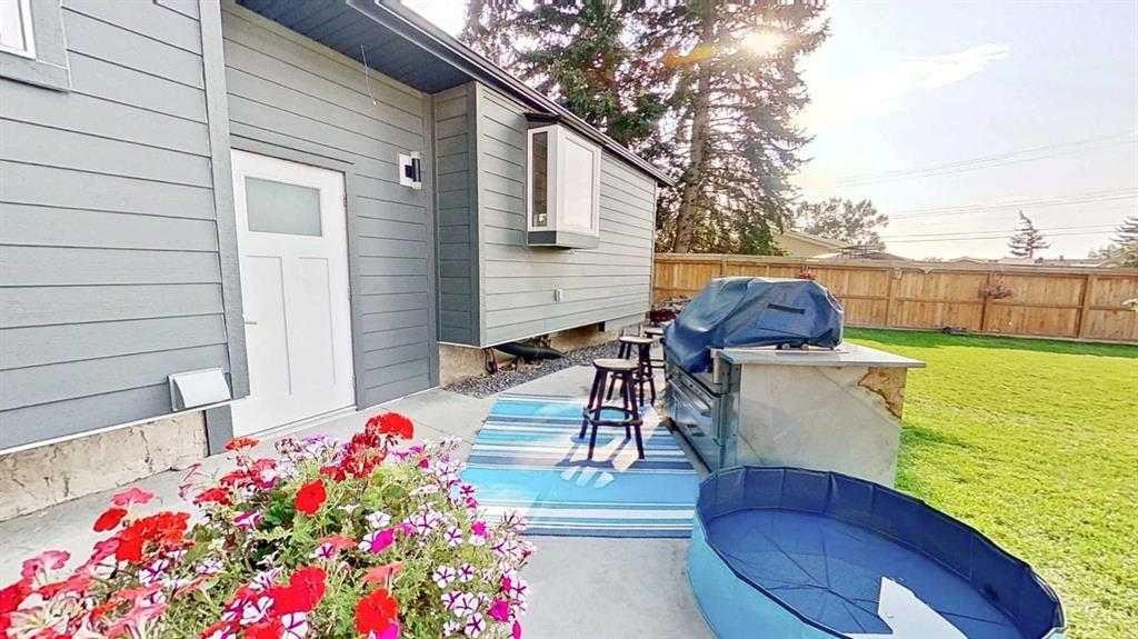 









1423


18

Street Northeast,
Calgary,




AB
T2V 4V8

