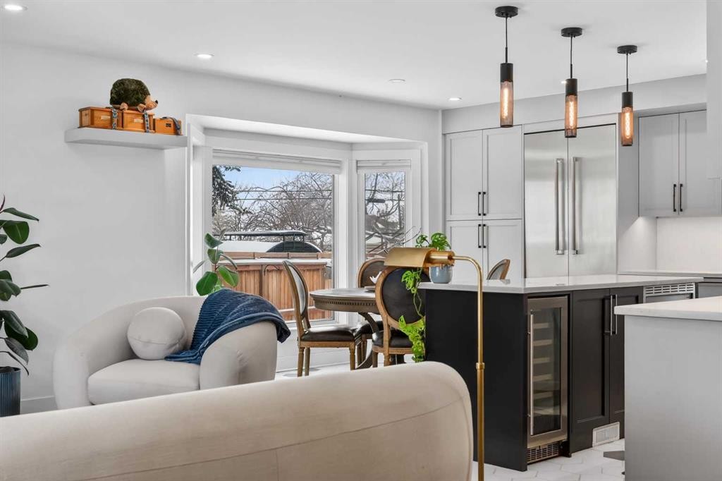 









1423


18

Street Northeast,
Calgary,




AB
T2V 4V8

