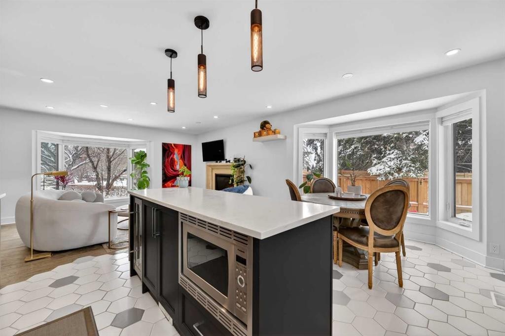 









1423


18

Street Northeast,
Calgary,




AB
T2V 4V8

