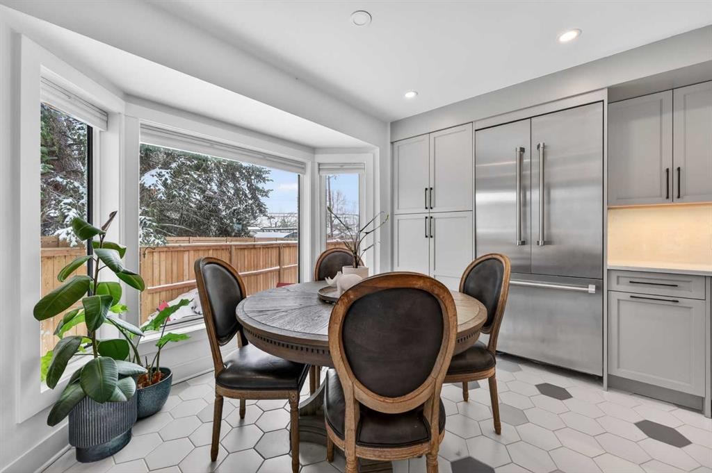









1423


18

Street Northeast,
Calgary,




AB
T2V 4V8

