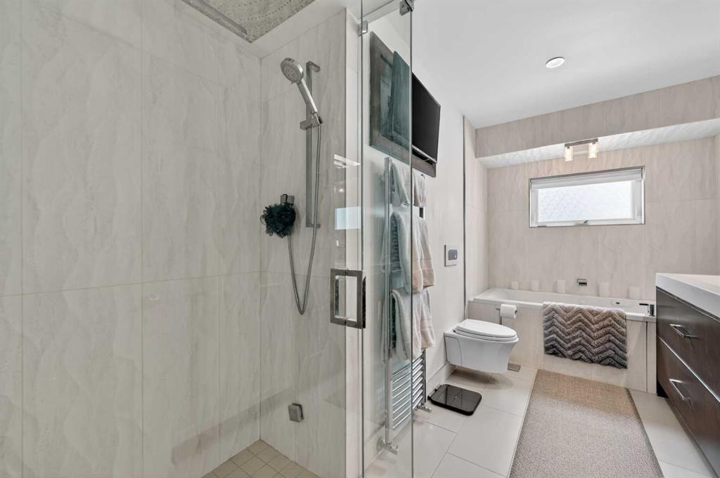 









1423


18

Street Northeast,
Calgary,




AB
T2V 4V8

