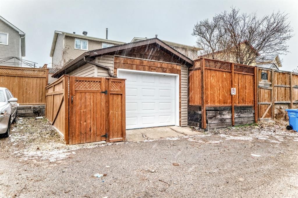 









255


Falshire

Way Northeast,
Calgary,




AB
T3J 2B3

