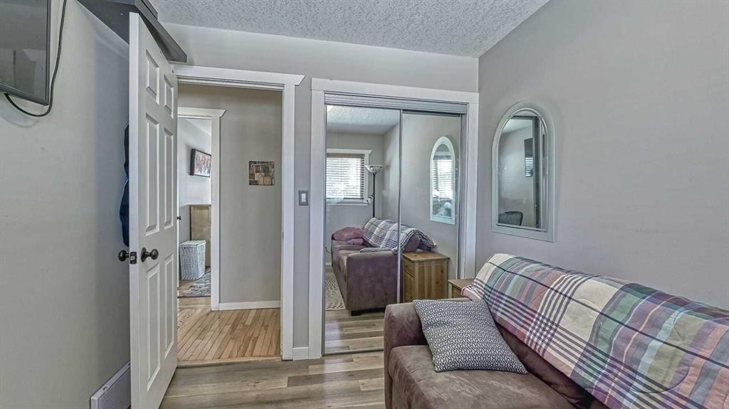 









64


Midglen

Drive Southeast,
Calgary,




AB
T2X 1G7

