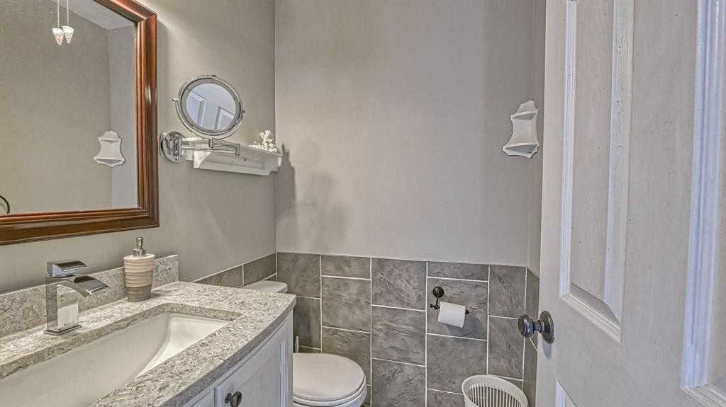 









64


Midglen

Drive Southeast,
Calgary,




AB
T2X 1G7

