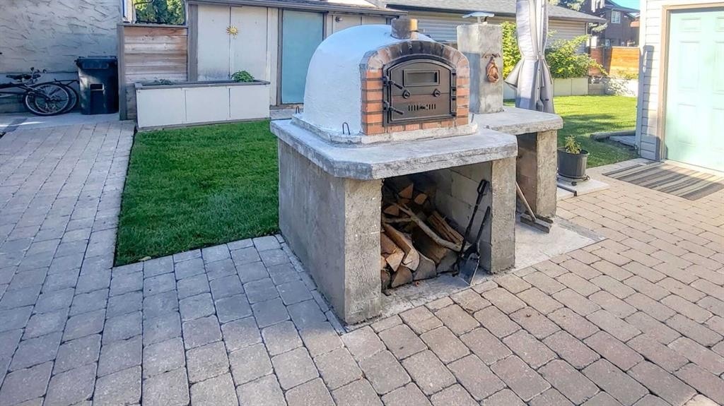 









64


Midglen

Drive Southeast,
Calgary,




AB
T2X 1G7

