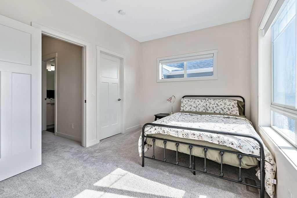 









1617


Symons Valley

Parkway Northwest,
Calgary,




AB
T3P 0R9

