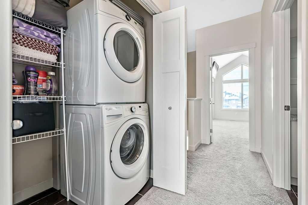 









1617


Symons Valley

Parkway Northwest,
Calgary,




AB
T3P 0R9

