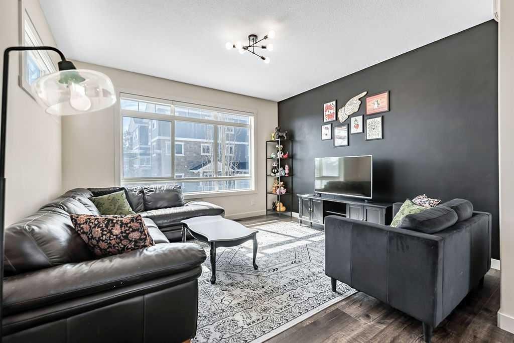 









1617


Symons Valley

Parkway Northwest,
Calgary,




AB
T3P 0R9


