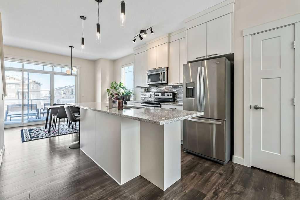 









1617


Symons Valley

Parkway Northwest,
Calgary,




AB
T3P 0R9

