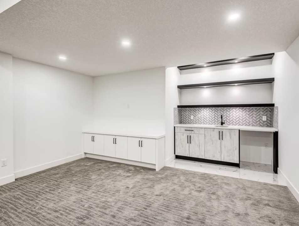 









496


Muirfield

Crescent,
Lyalta,




AB
T0J1Y1

