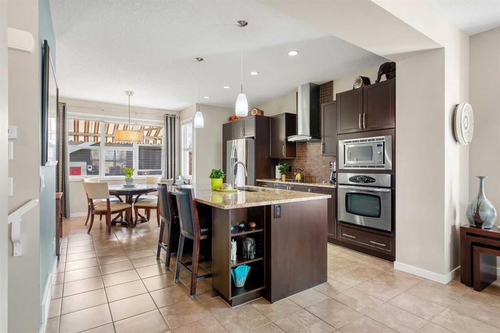 









6


Chaparral Valley

Square Southeast,
Calgary,




AB
T2X 0P7


