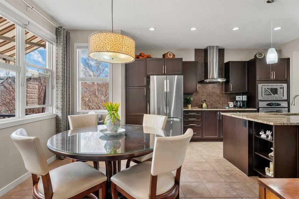 









6


Chaparral Valley

Square Southeast,
Calgary,




AB
T2X 0P7

