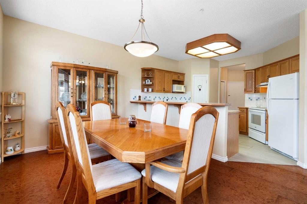 









2107


Patterson

View Southwest, .,
Calgary,




AB
T3H 3J9

