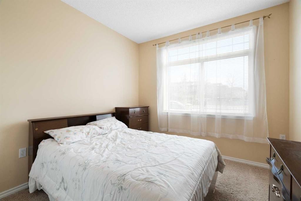 









2107


Patterson

View Southwest, .,
Calgary,




AB
T3H 3J9

