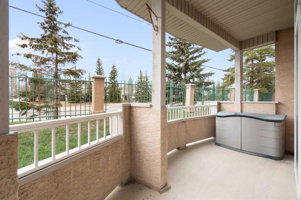 









2107


Patterson

View Southwest, .,
Calgary,




AB
T3H 3J9

