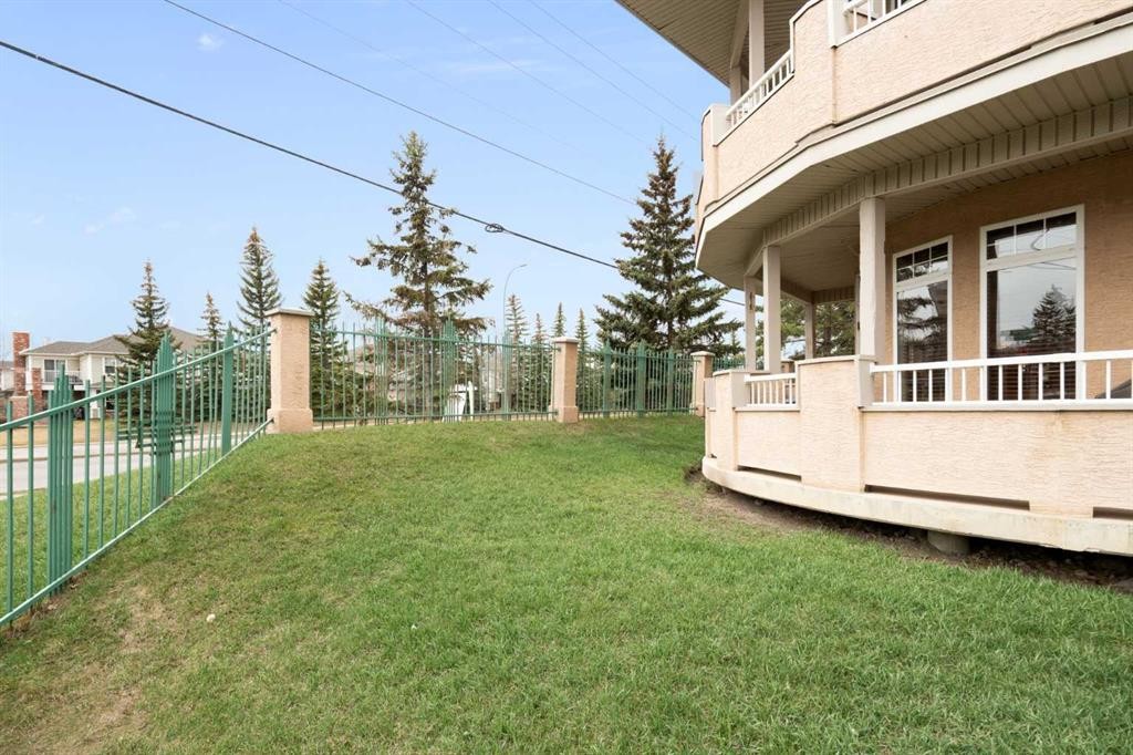 









2107


Patterson

View Southwest, .,
Calgary,




AB
T3H 3J9

