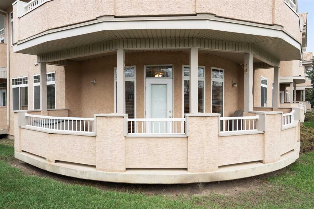 









2107


Patterson

View Southwest, .,
Calgary,




AB
T3H 3J9

