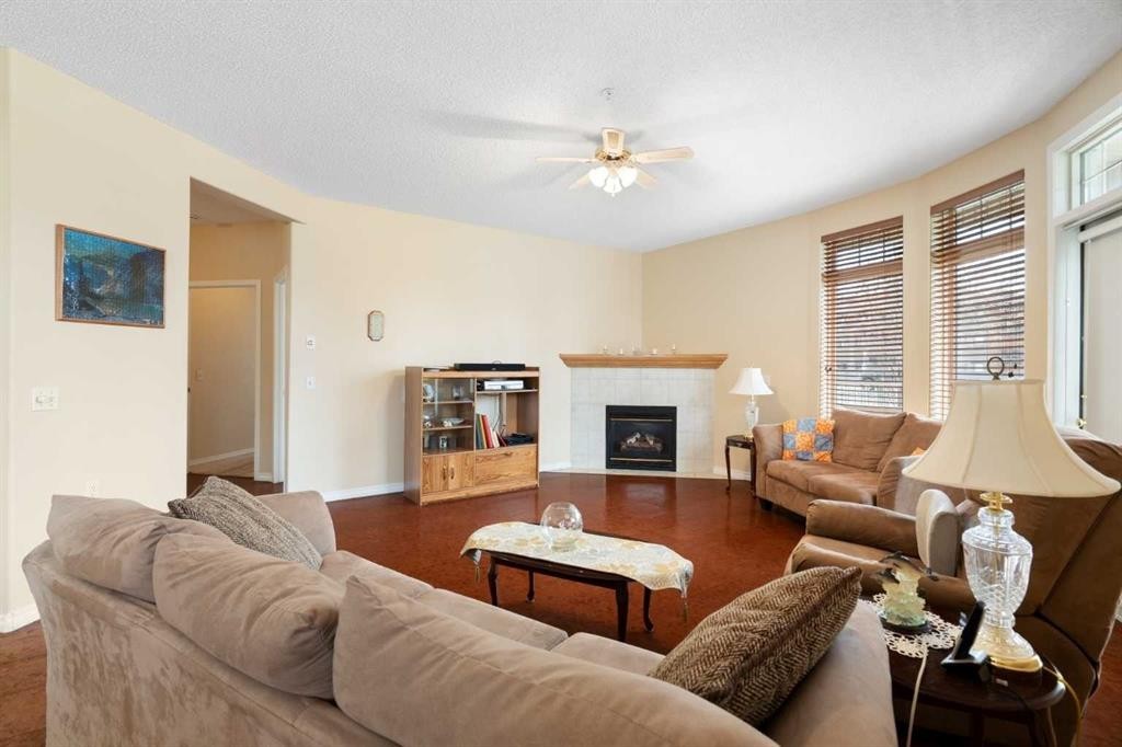 









2107


Patterson

View Southwest, .,
Calgary,




AB
T3H 3J9


