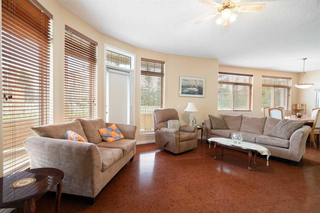 









2107


Patterson

View Southwest, .,
Calgary,




AB
T3H 3J9

