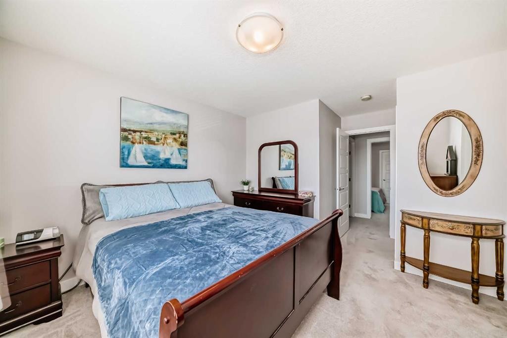 









1016


Lanark

Boulevard Southeast,
Airdrie,




AB
T4A 3L6

