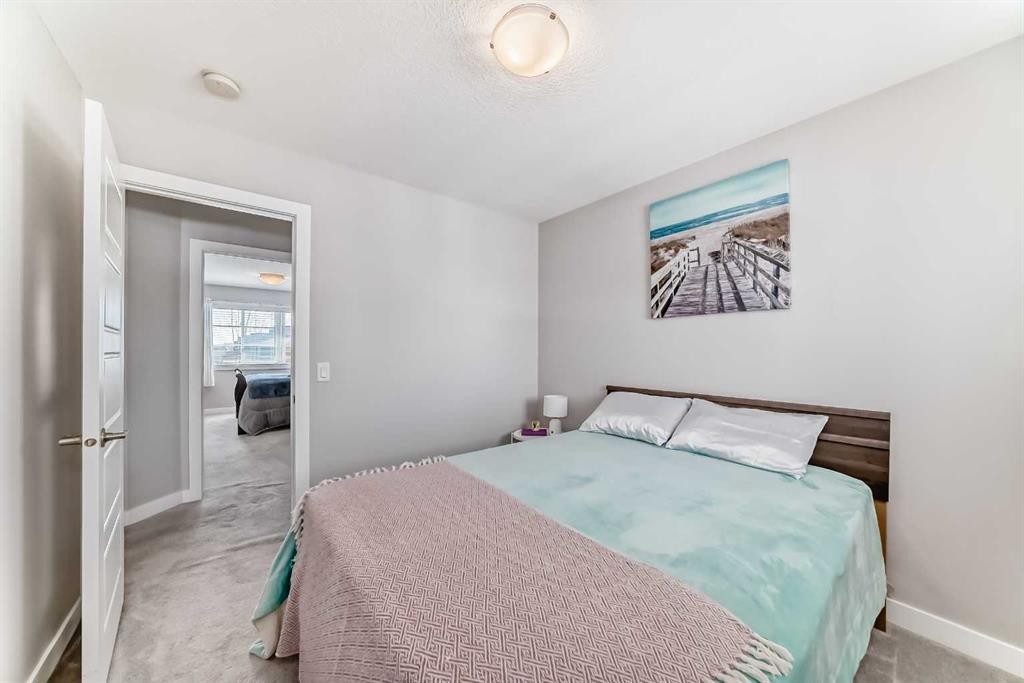 









1016


Lanark

Boulevard Southeast,
Airdrie,




AB
T4A 3L6

