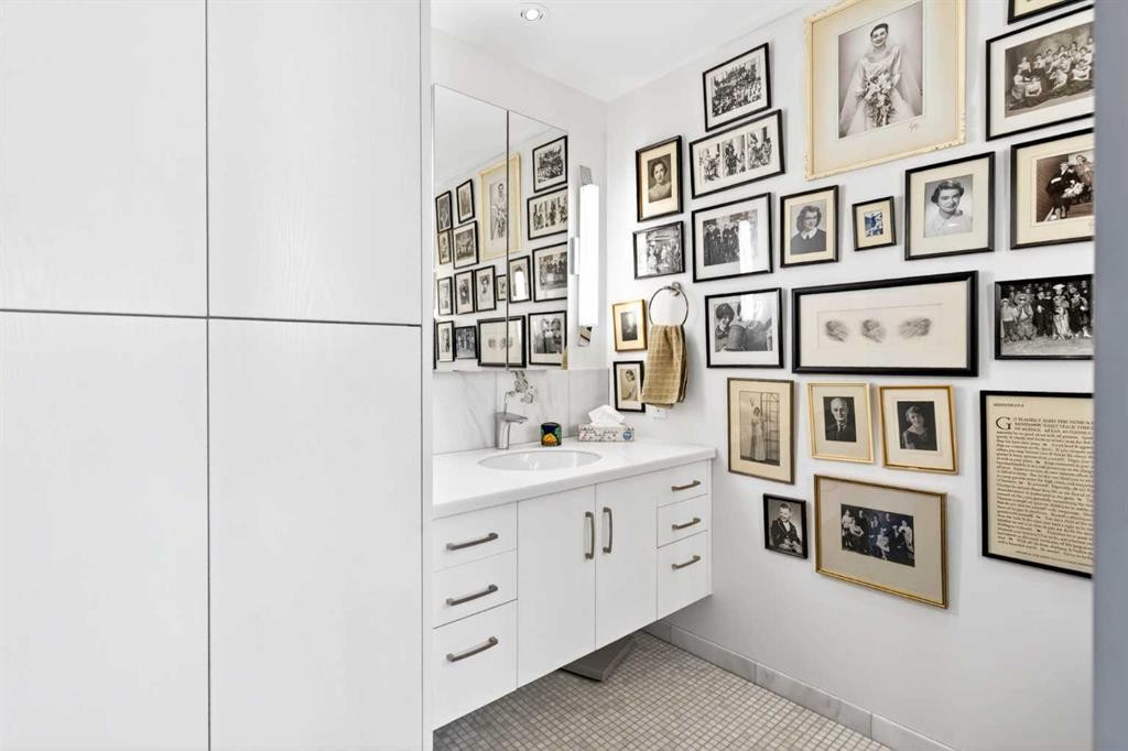 









720


13

Avenue Southwest, 2030,
Calgary,




AB
T2R1M5

