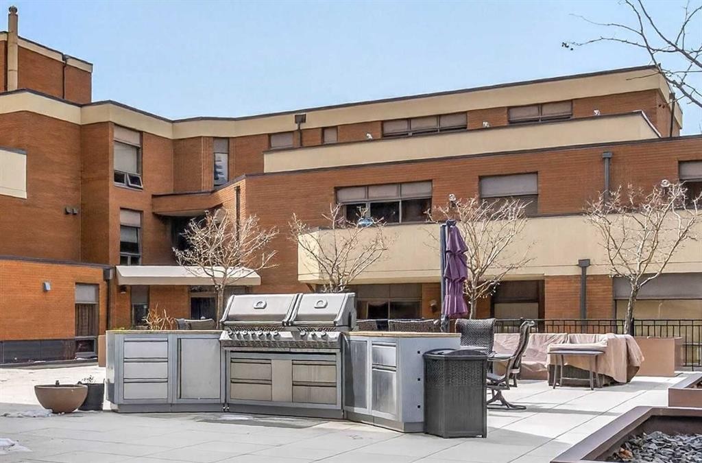 









720


13

Avenue Southwest, 2030,
Calgary,




AB
T2R1M5

