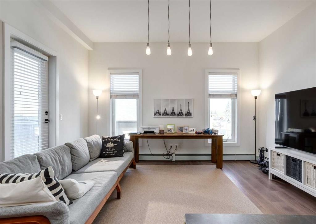 









2702


17

Avenue Southwest, 408,
Calgary,




AB
T3E 8A5

