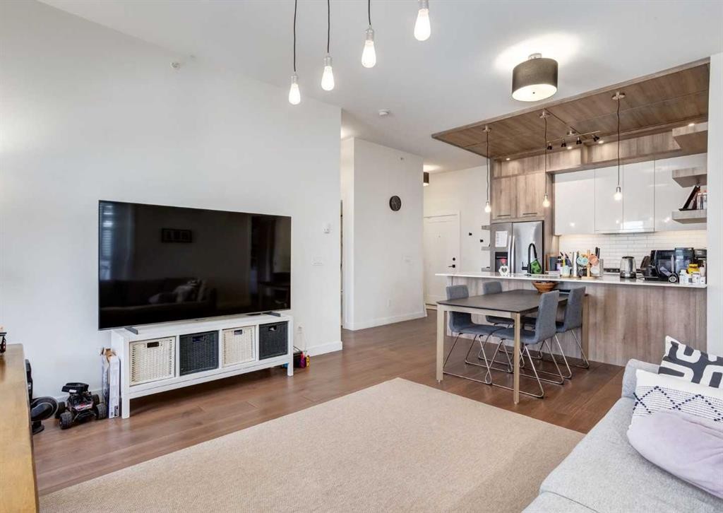 









2702


17

Avenue Southwest, 408,
Calgary,




AB
T3E 8A5

