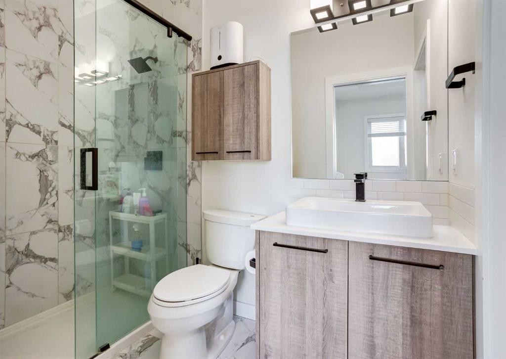 









2702


17

Avenue Southwest, 408,
Calgary,




AB
T3E 8A5

