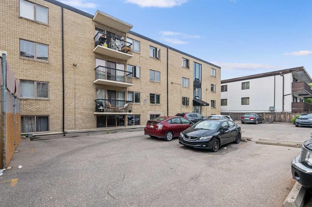 









824


4

Avenue Northwest, 103,
Calgary,




AB
T2N 0M8

