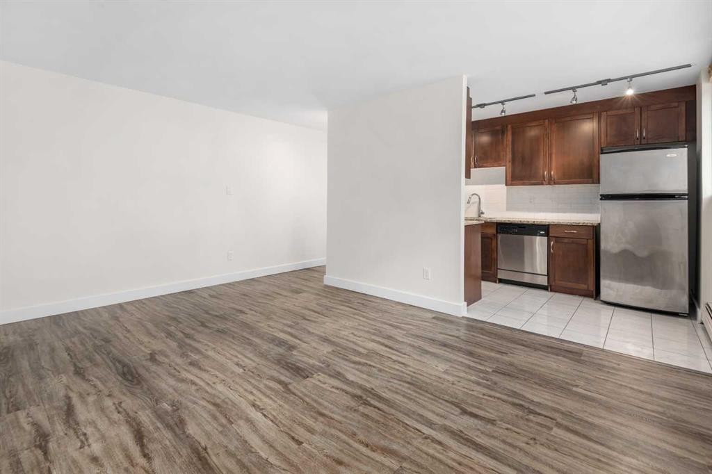 









824


4

Avenue Northwest, 103,
Calgary,




AB
T2N 0M8

