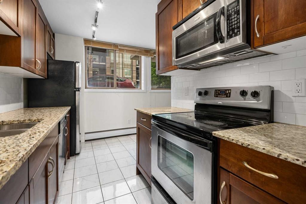 









824


4

Avenue Northwest, 103,
Calgary,




AB
T2N 0M8


