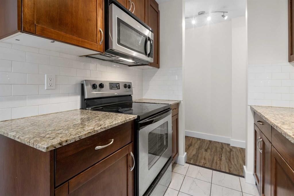 









824


4

Avenue Northwest, 103,
Calgary,




AB
T2N 0M8

