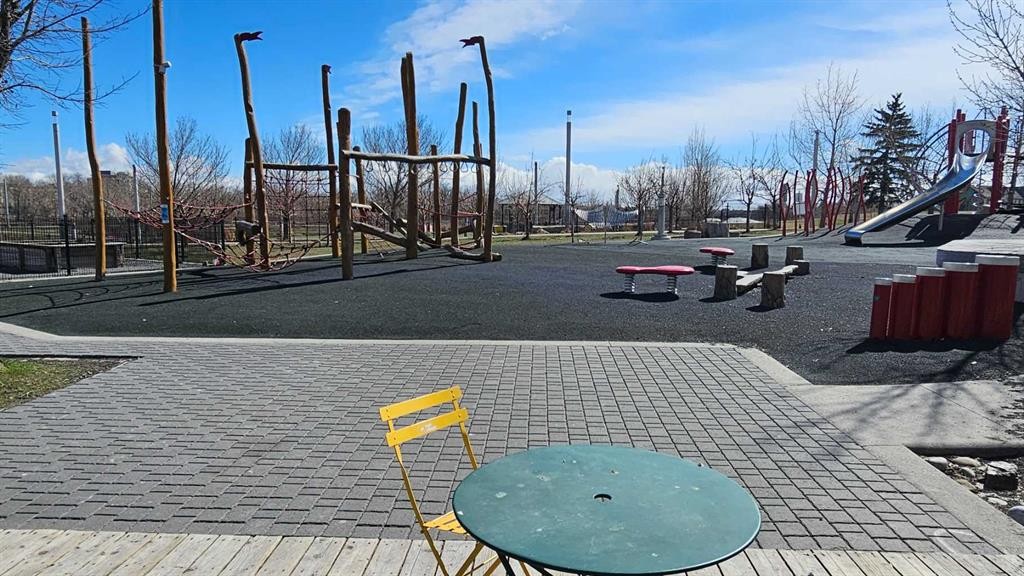 









560


6

Avenue Southeast, 407,
Calgary,




AB
T2G 1K7


