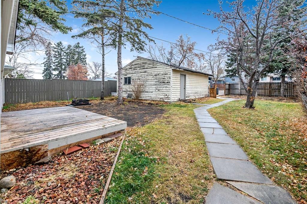 









30


Crescent

Road East,
Okotoks,




AB
T1S 1G4

