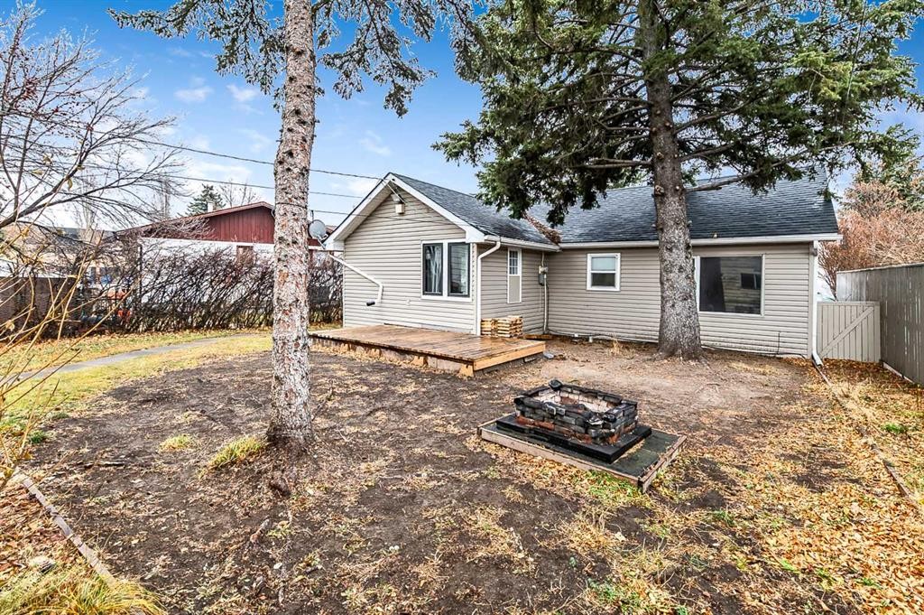 









30


Crescent

Road East,
Okotoks,




AB
T1S 1G4

