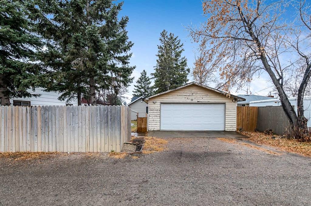 









30


Crescent

Road East,
Okotoks,




AB
T1S 1G4

