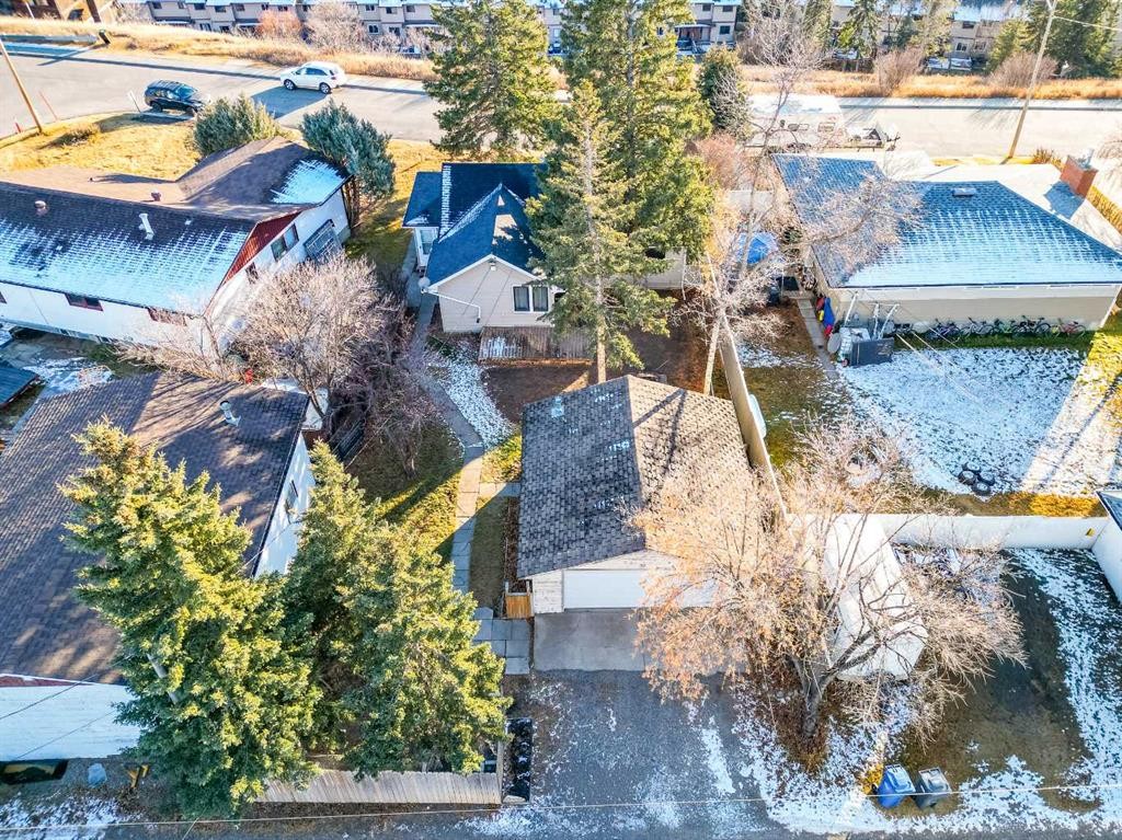 









30


Crescent

Road East,
Okotoks,




AB
T1S 1G4

