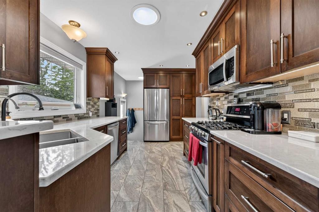 









2023


Glenwood

Drive Southwest,
Calgary,




AB
T3E 3Y7

