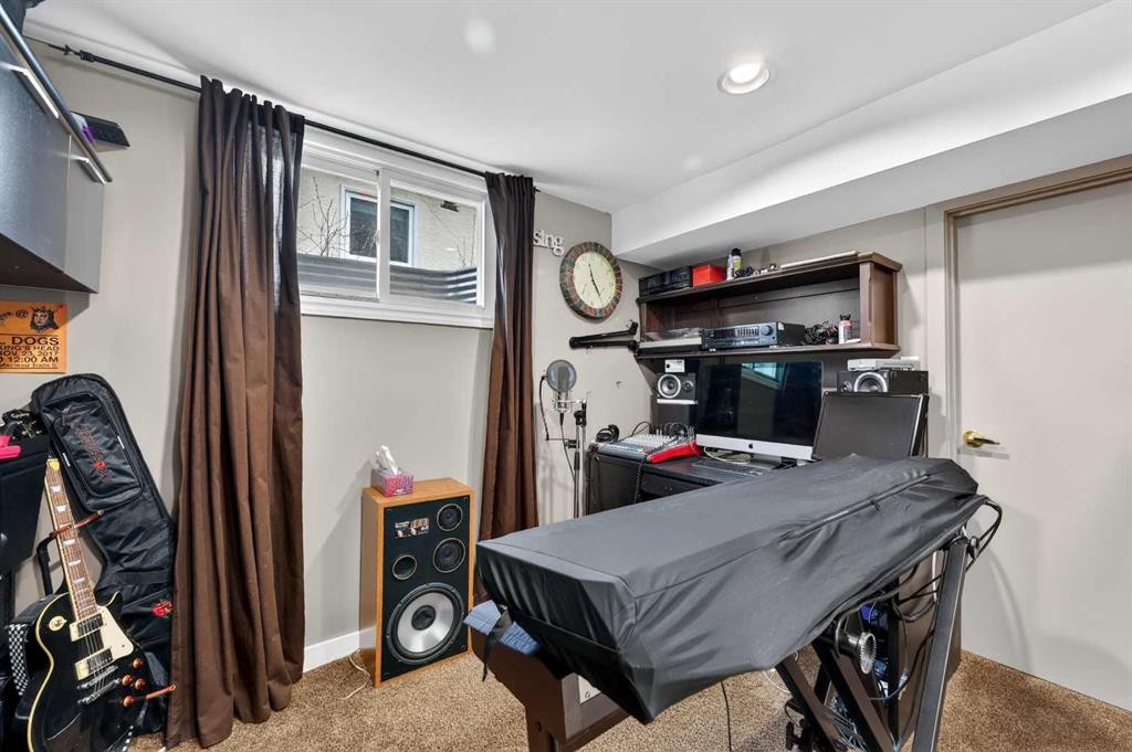 









2023


Glenwood

Drive Southwest,
Calgary,




AB
T3E 3Y7

