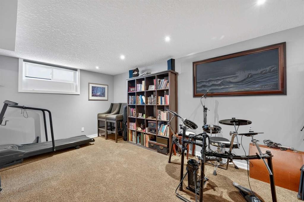 









2023


Glenwood

Drive Southwest,
Calgary,




AB
T3E 3Y7

