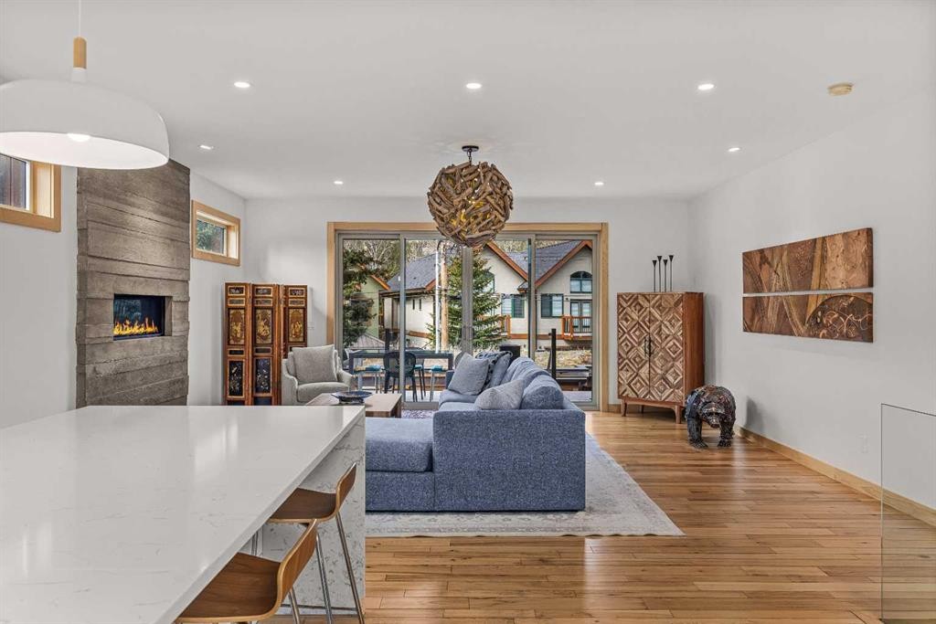 









700


8

Avenue,
Canmore,




AB
T1W 2E3

