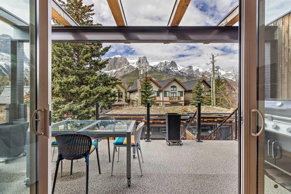 









700


8

Avenue,
Canmore,




AB
T1W 2E3

