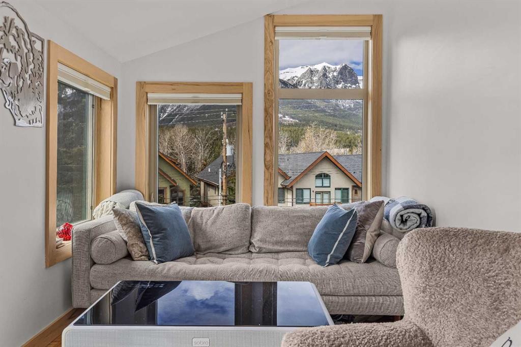 









700


8

Avenue,
Canmore,




AB
T1W 2E3

